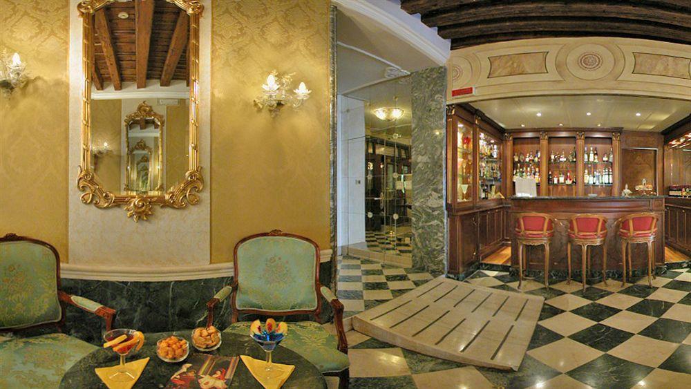 Nh Venezia Santa Lucia Hotel Exterior photo